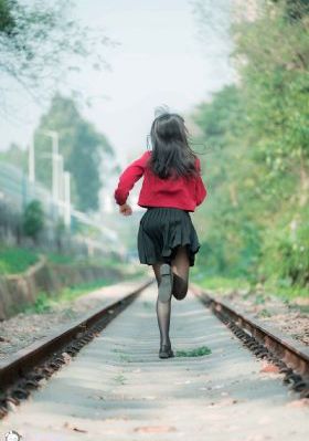 25岁的女高中生在线观看